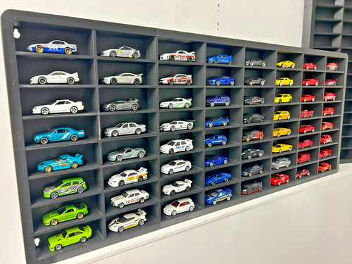 Diecast car model - 1/64,