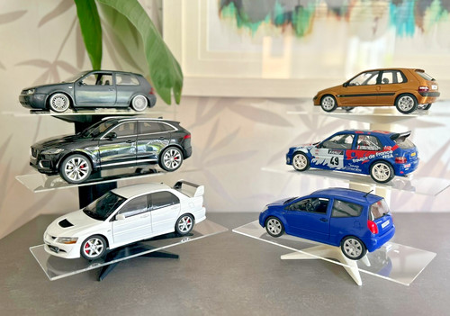 Diecast car tier - 1:18, 3